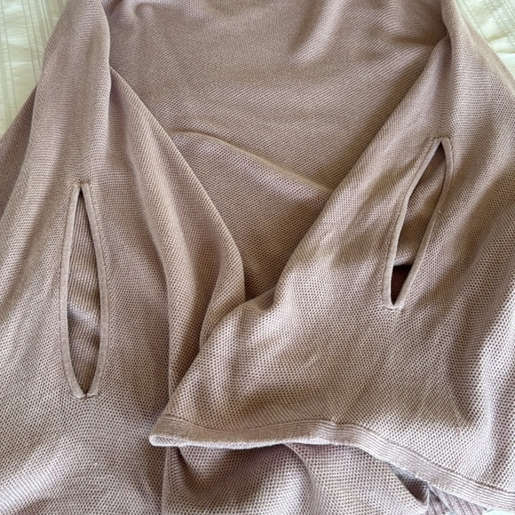 New Lululemon Forward‎ Flow Cape scarf dusty lilac pink OS - Picture 6 of 6